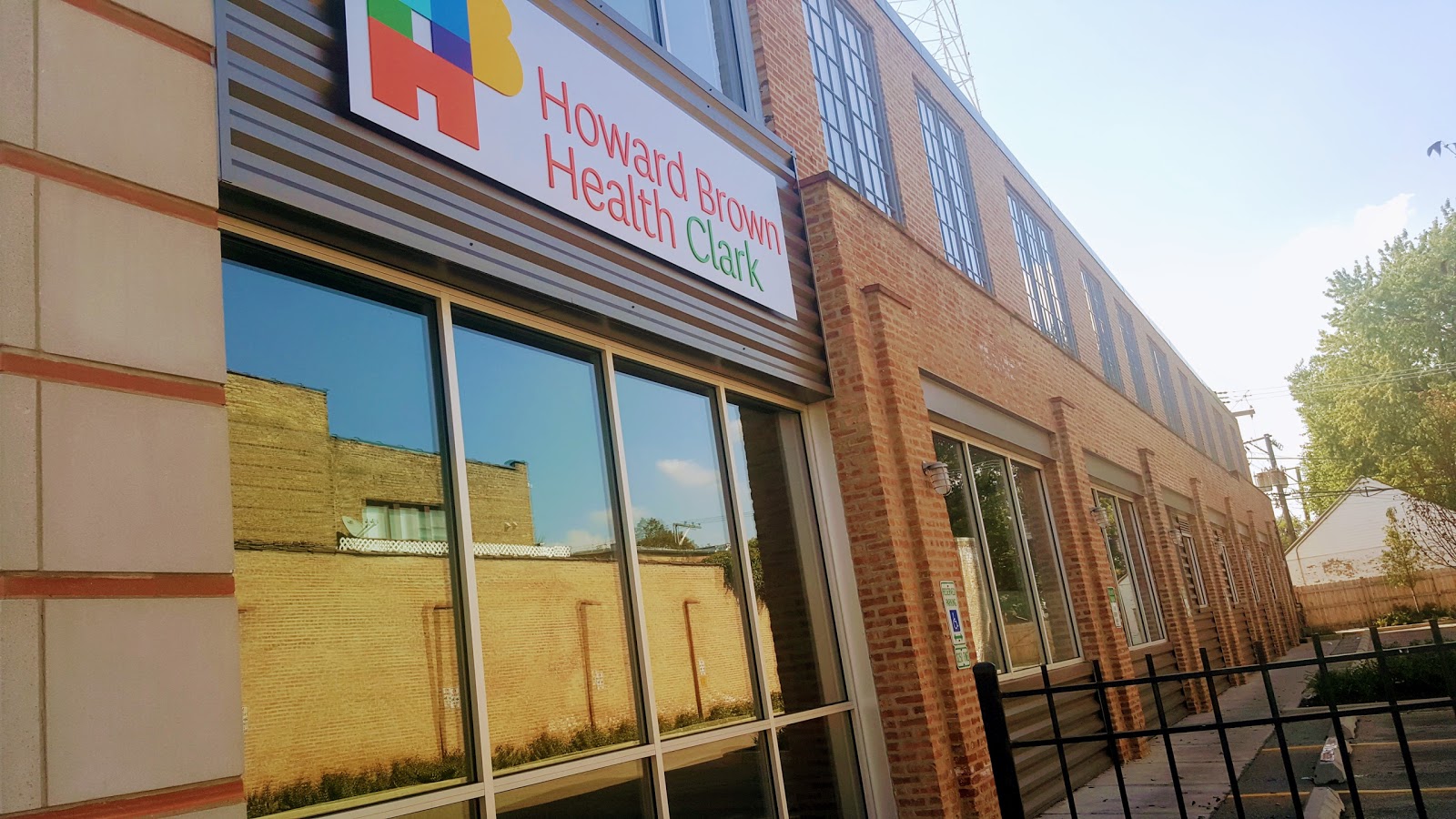 Howard Brown Health Center 6500 North Clark Street